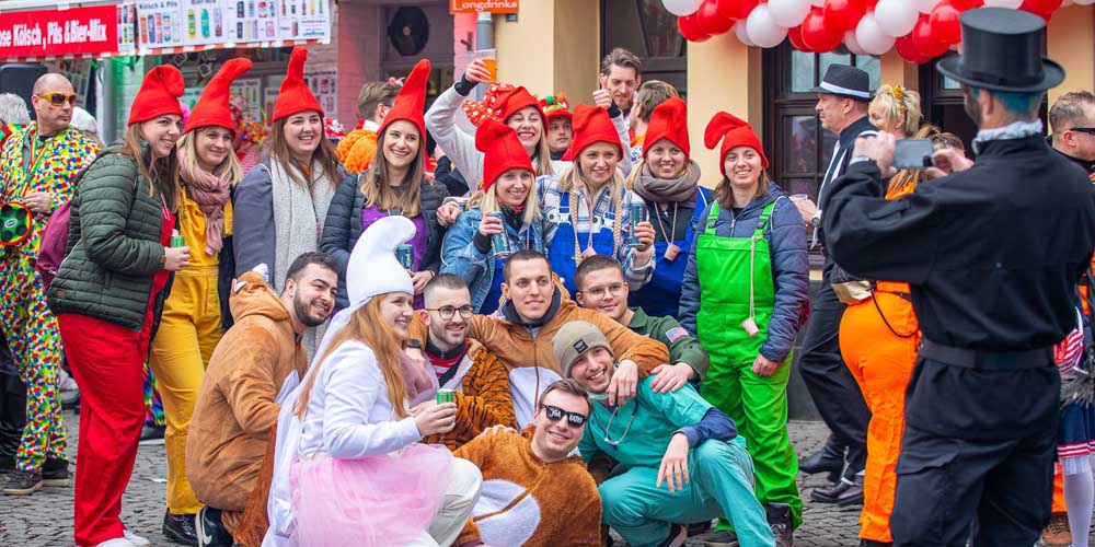 Be aware of Karneval closings in Dusseldorf